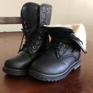 Winter boots